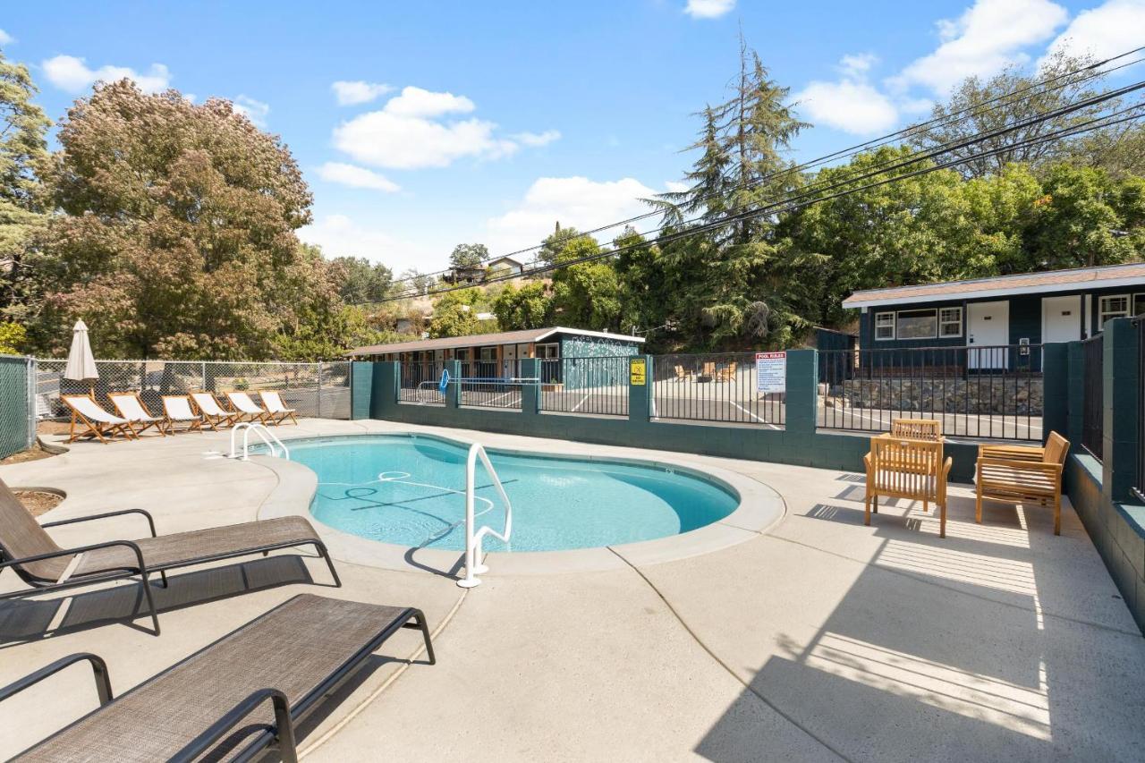 The Belle Sequoia Motel Rm9 Three Rivers Zewnętrze zdjęcie