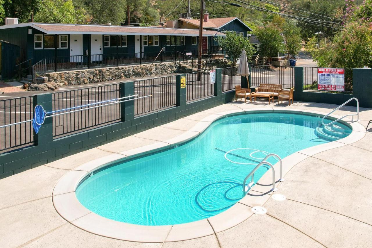 The Belle Sequoia Motel Rm9 Three Rivers Zewnętrze zdjęcie